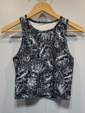 BALANCE COLLECTION Floral Performance‎ Top in Floral Black size S/M